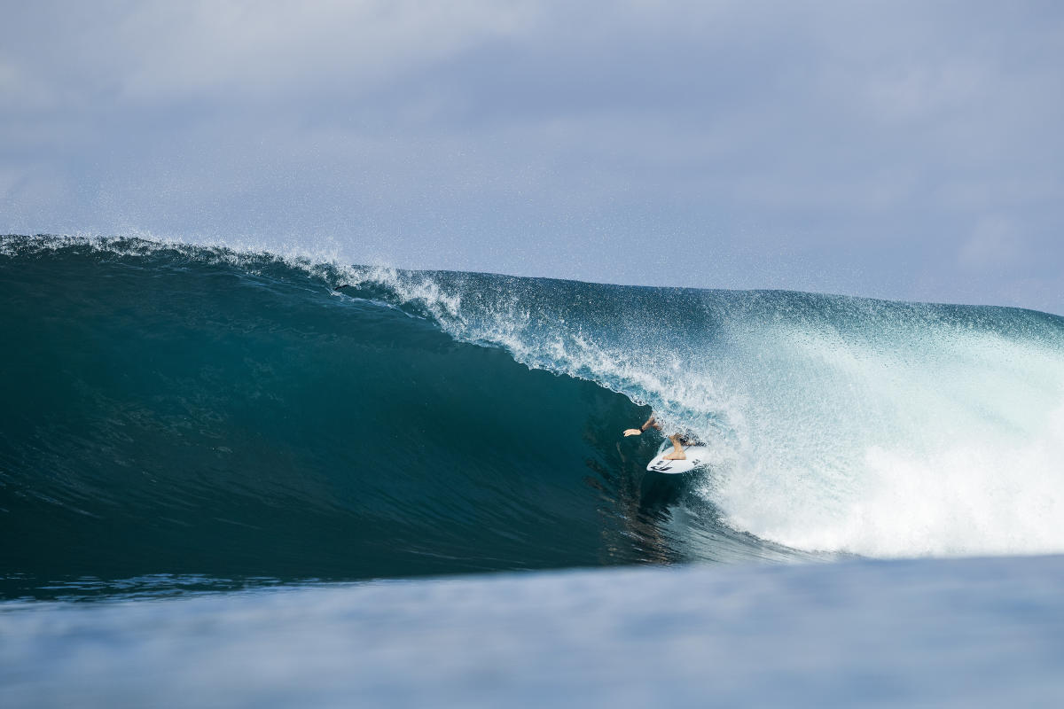 Perfect barrel at Keramas Bali Pro