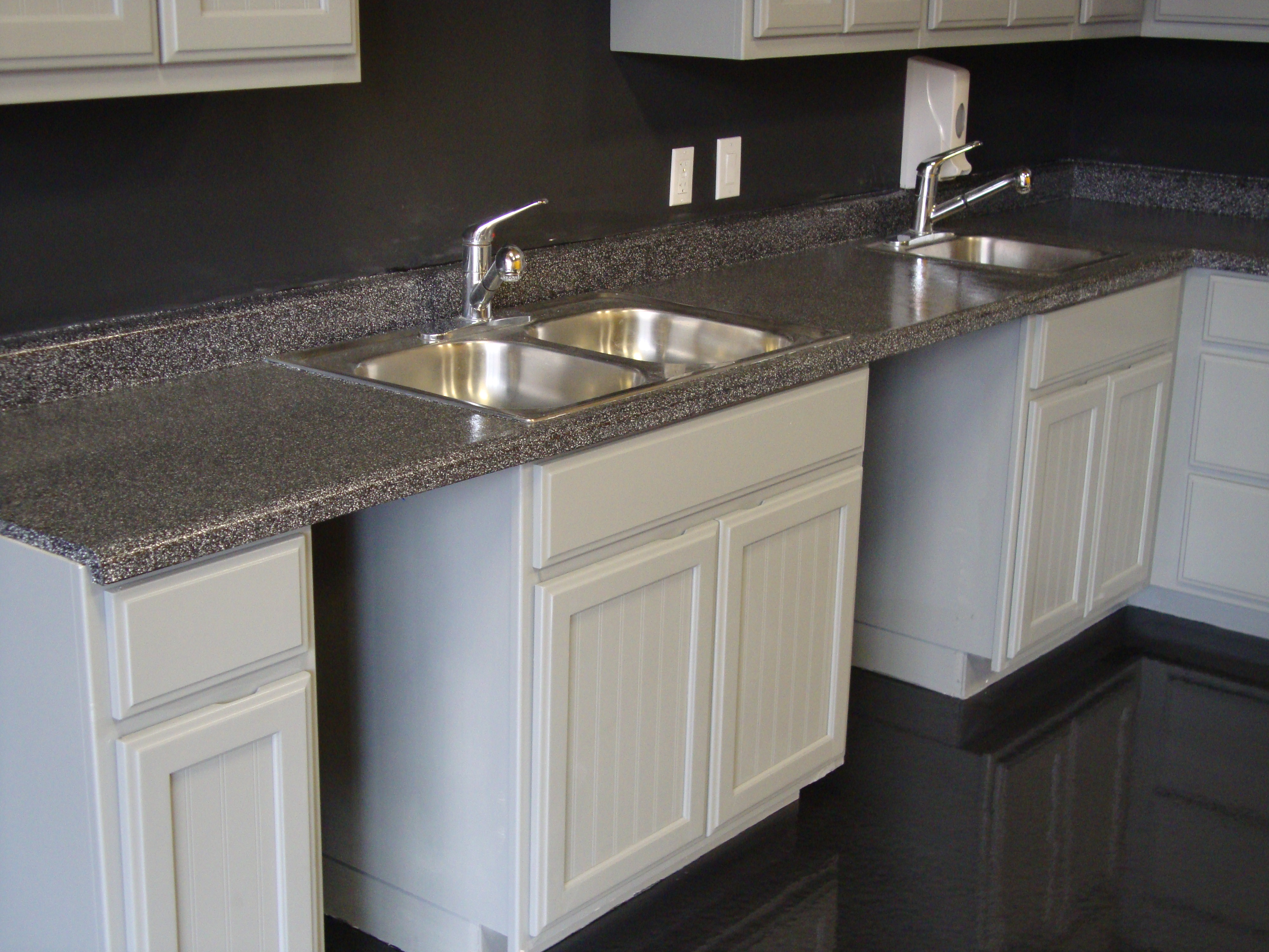 Why Epoxy May Be Right For Your Countertops