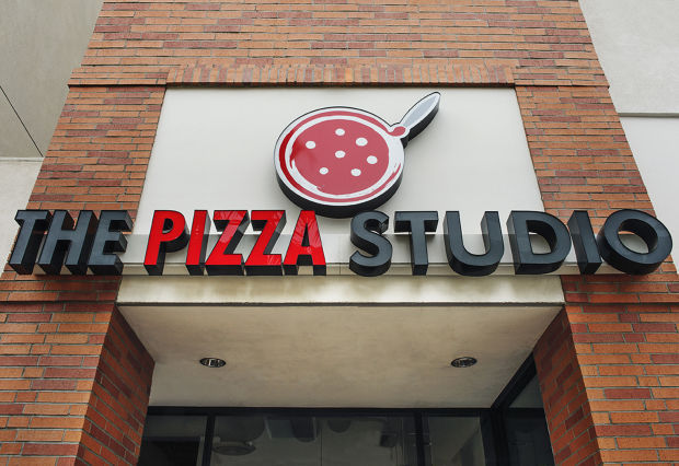 EEOC Sues Pizza Studio Restaurant for Offering Less Pay to Female Hires