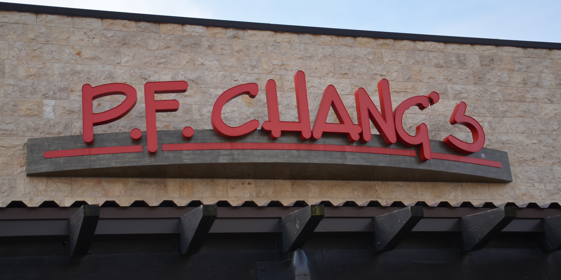 Ninth Circuit Court of Appeals Holds that Tipped Employees May be Owed Full Minimum Wage for Non-Tipped Work