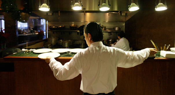 Laid-off Eatery Workers Face Health-Insurance Crisis amid Coronavirus