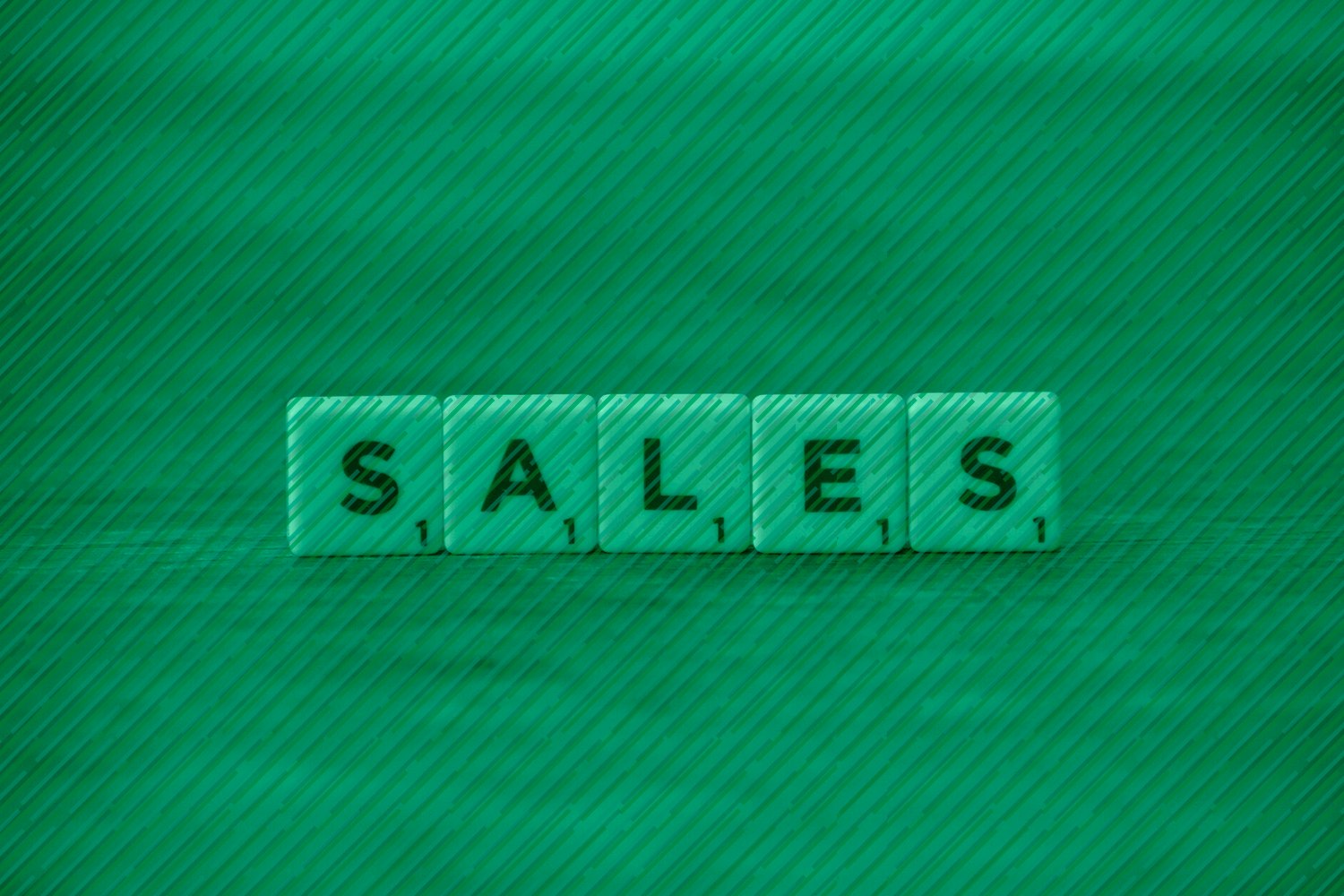¿Cómo crear una estrategia de ventas ganadora en 6 pasos?