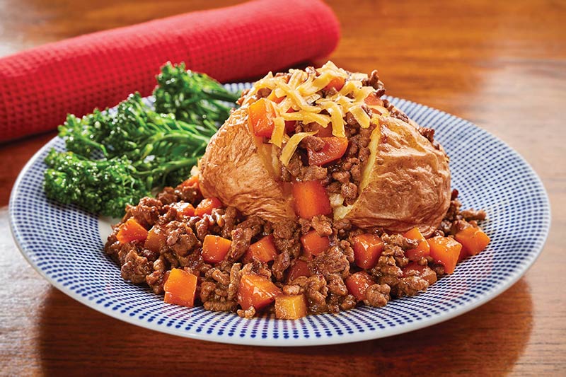 Baked Potato With Beef & Carrots