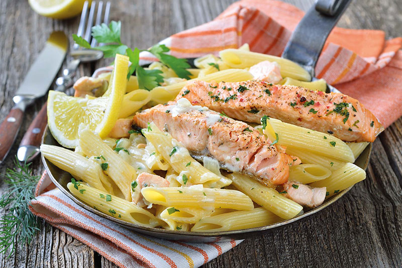 Lemon & Garlic Salmon Pasta
