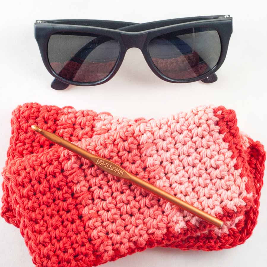 Ombre Sunglasses Case Crochet Pattern by Alex Alex DellAringa for @thehooknook