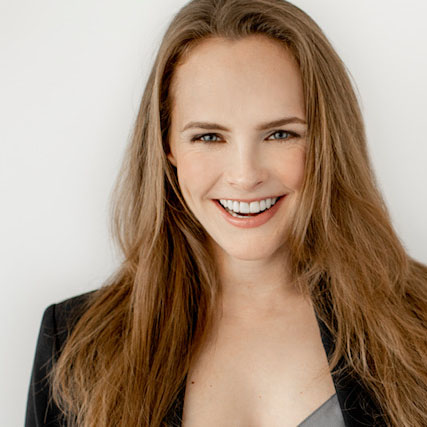 Kayleen Seidl Lisa Rochelle Voice Teacher NYC Best Voice Teacher NYC NYC Best Voice teacher Voice Lessons NYC Healthy Belting Learn Broadway mix/belt Holistic Voice Teacher Musical Theater College Audition Prep Singing Voice Specialist Therapeutic Voice lessons