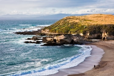 Beach Montaña de Oro State Park