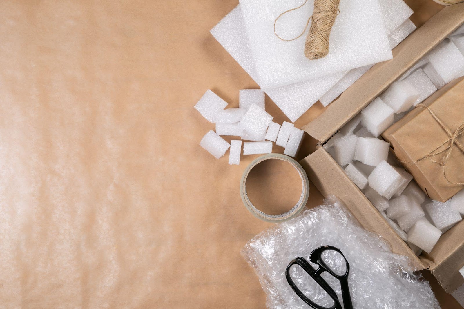 The 4 Best Packing Materials How to Pack with Bubble Wrap Packing