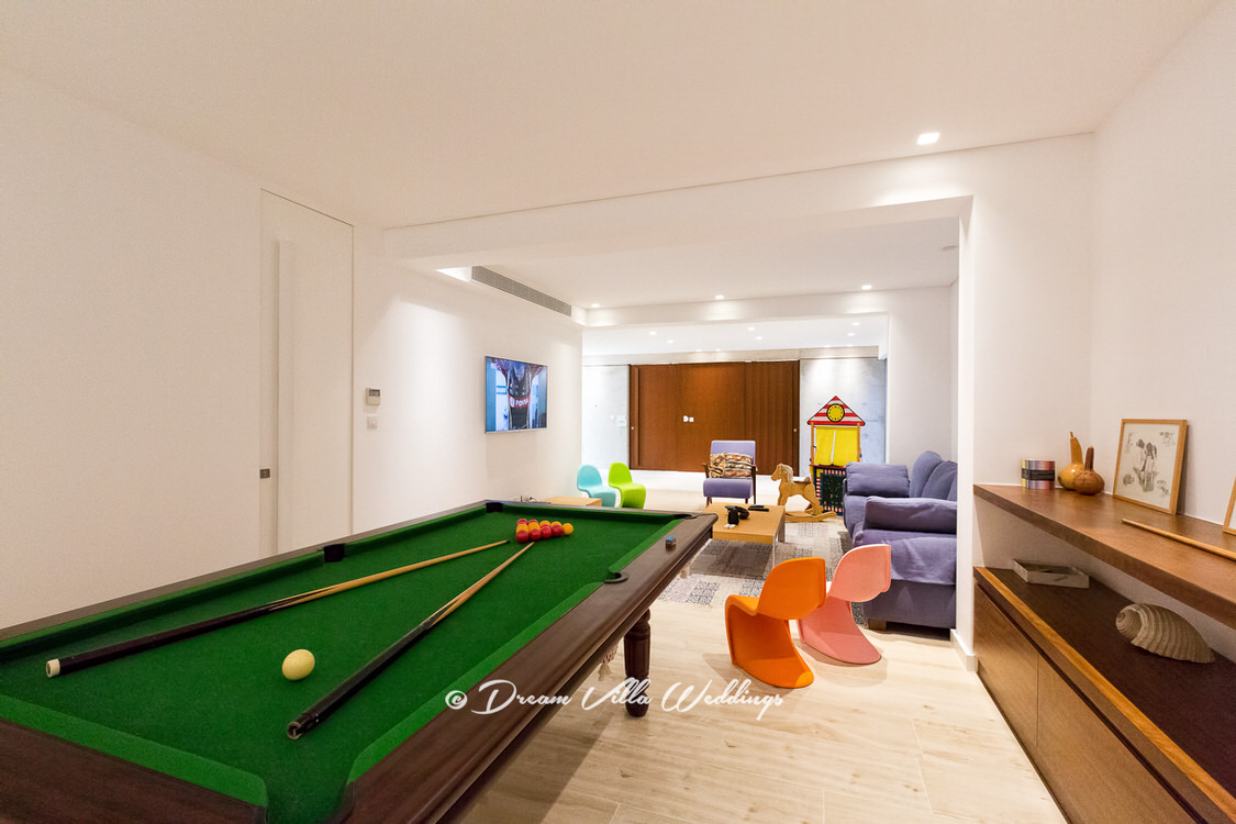 games room with pool table