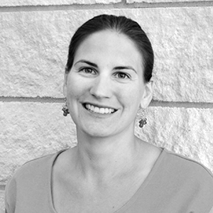 headshot of Sarah Sirna