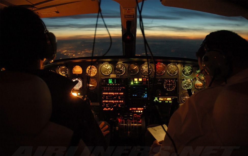 Yarra Valley Aviation - Flying at Night