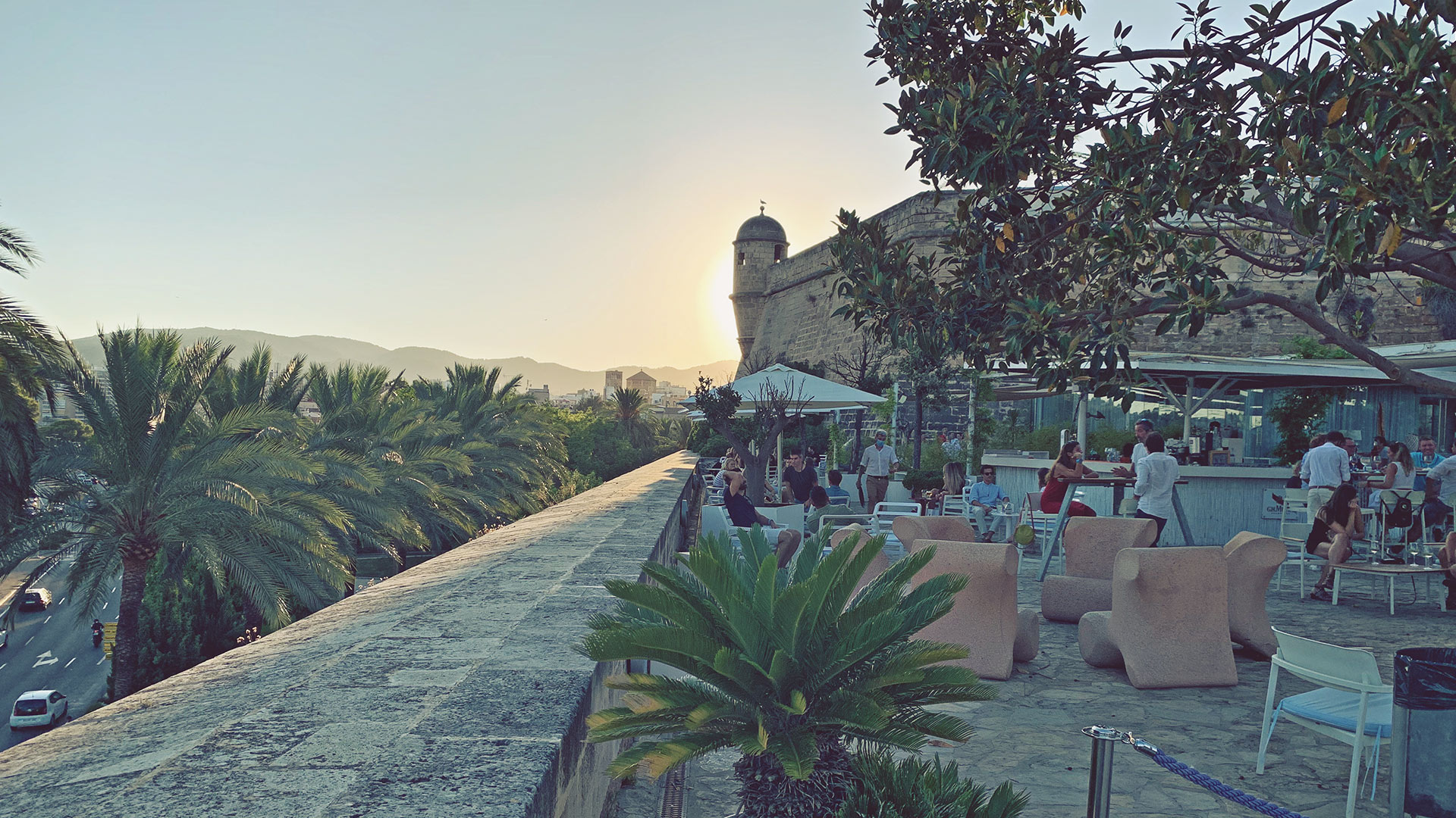 Disruptive Build Spanish Property Partnership Disruptive Social