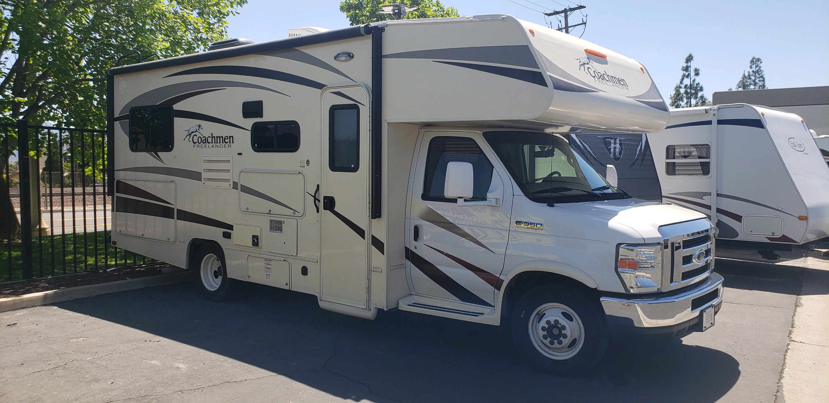 Book The Best RV Deals For A Great Price, Today West Coast RV