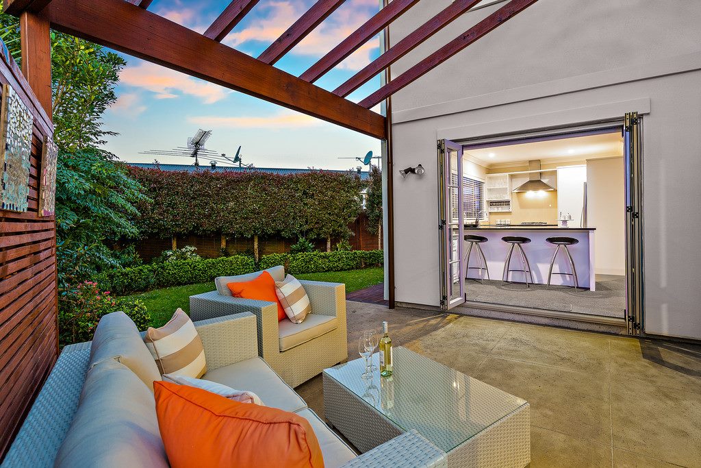 Stratford Avenue Modern Home Distinctive Homestaging