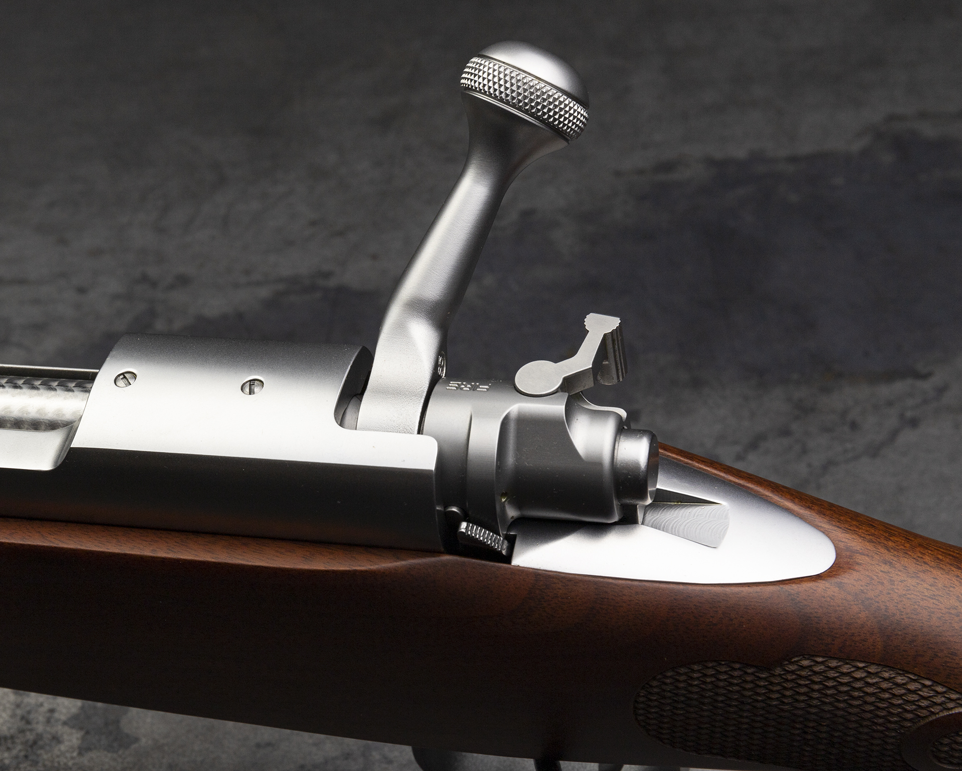 Win_M70FW_bolthandle