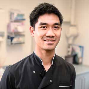 Hawthorn Dentist Dr Aaron Wong