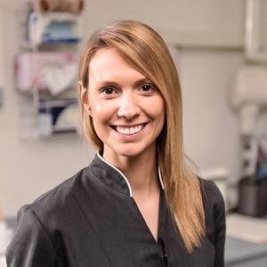 Hawthorn dentist Emma Wright Dental Assistant