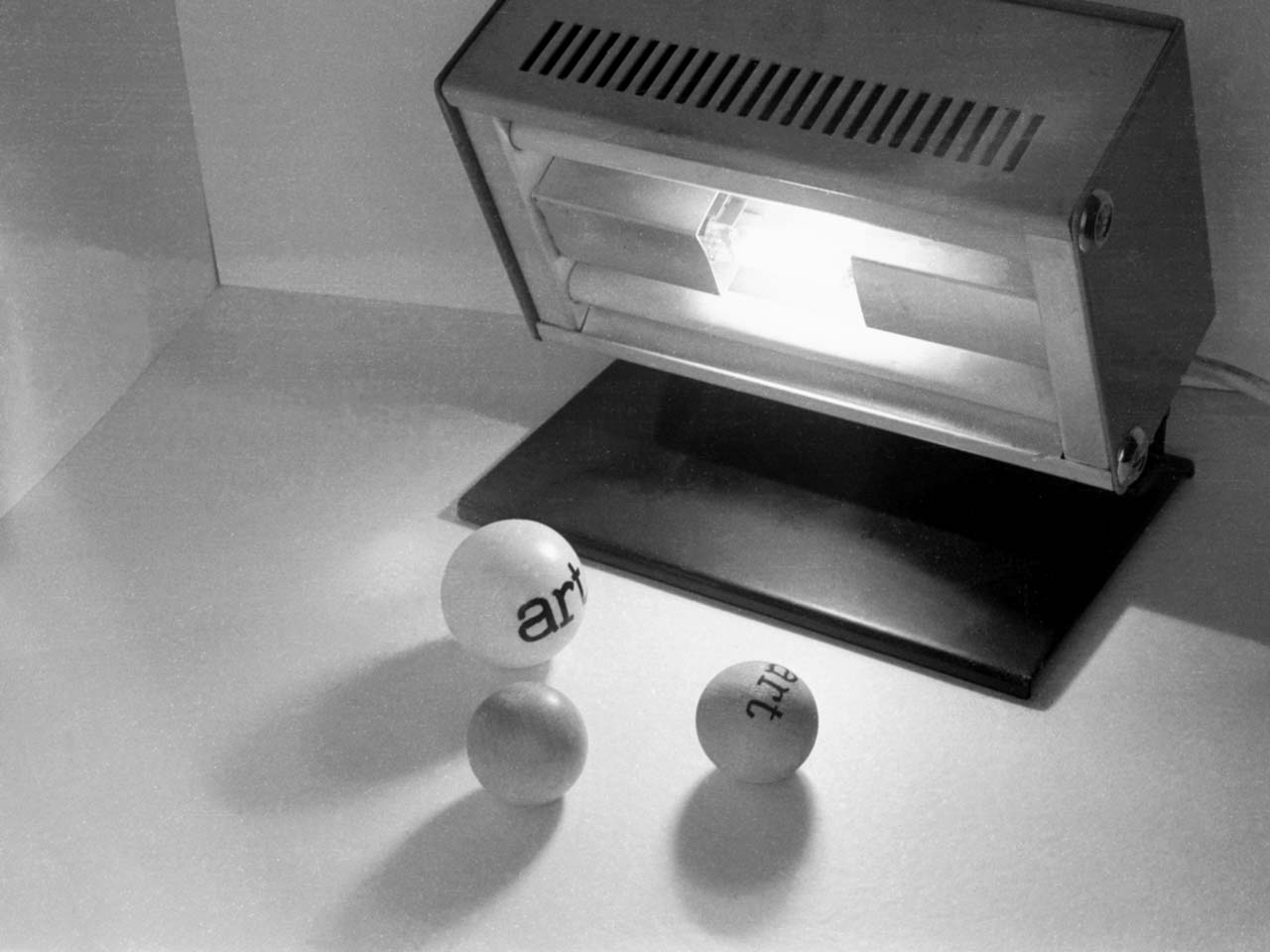 Géza Perneczky, Concepts like Commentary, 1971 – conceptual photography