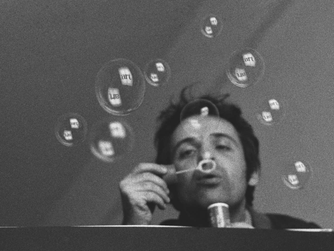 Géza Perneczky, Art Bubbles, 1971