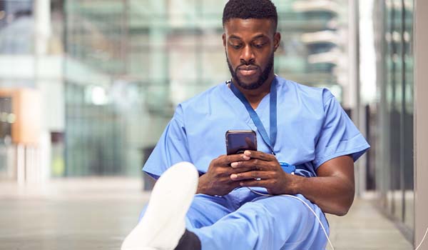 nurse picking up shift carerev marketplace