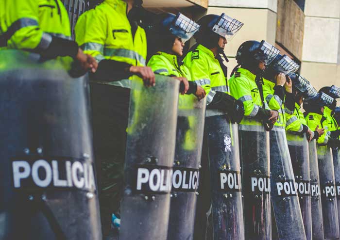 Resultado de imagen de Fuerza Pública Vigila las Vacunas