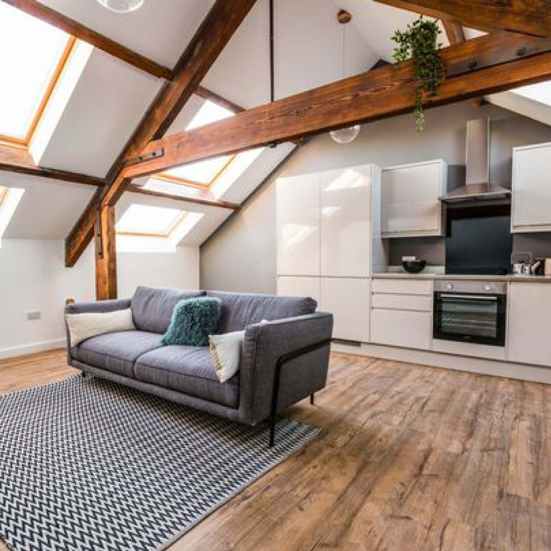 Distinct Homes