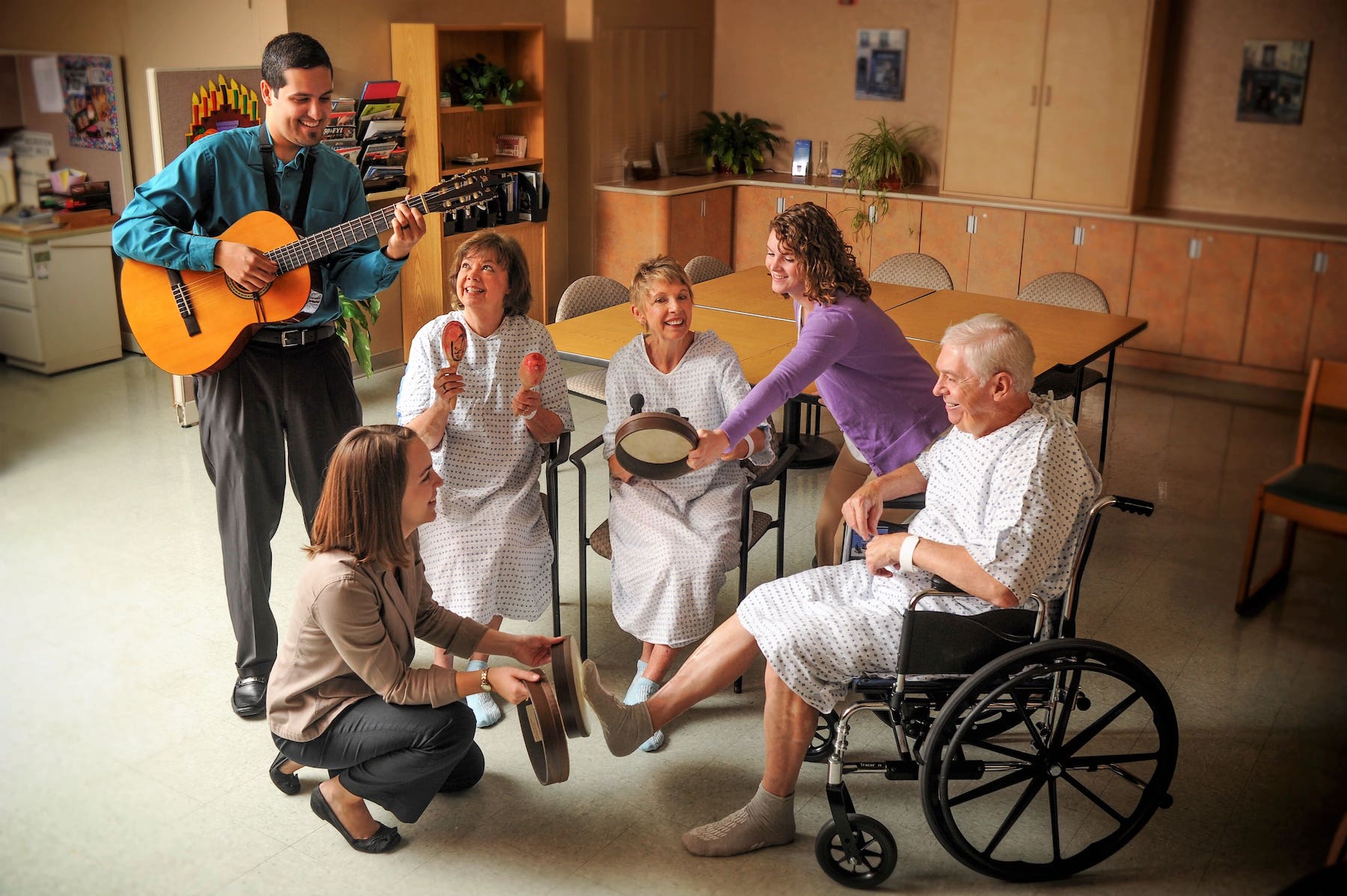 Patients at Florida Hospital enjoying music therapy healing