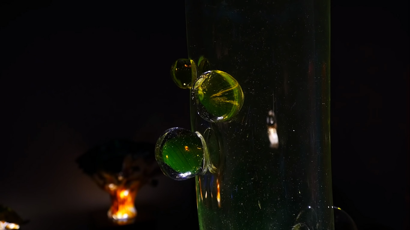 Legendary glass blower Jerome Baker Designs create the world's largest