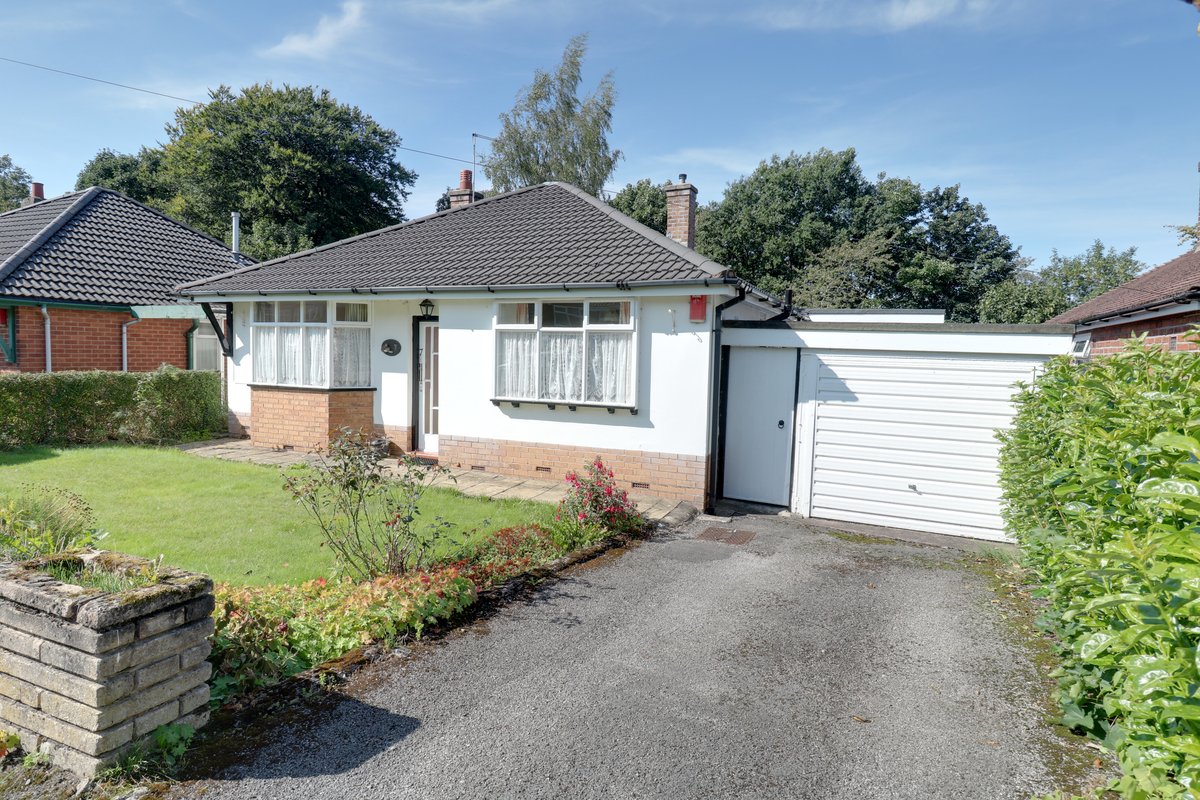 OneAgency 2 bed detached bungalow sold
