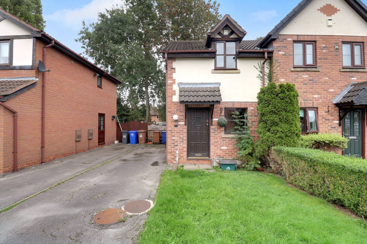 OneAgency 2 bed semidetached house sold