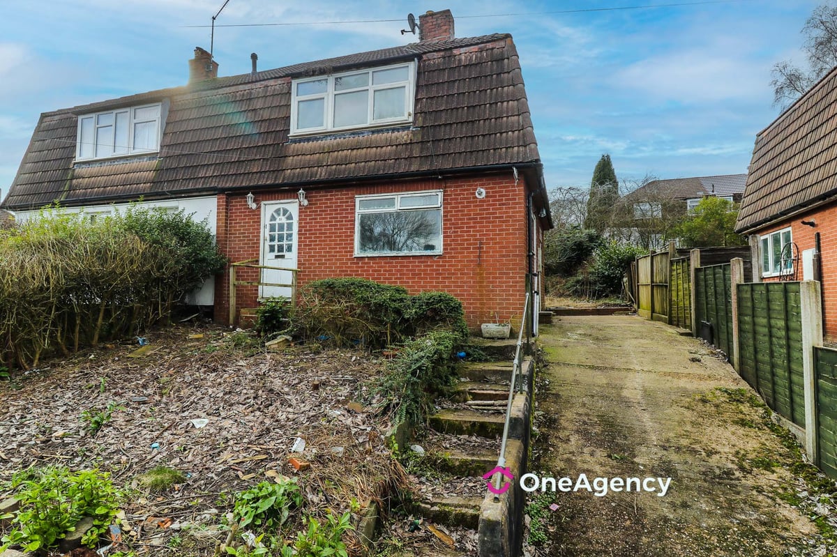 OneAgency 3 bed semidetached house sold