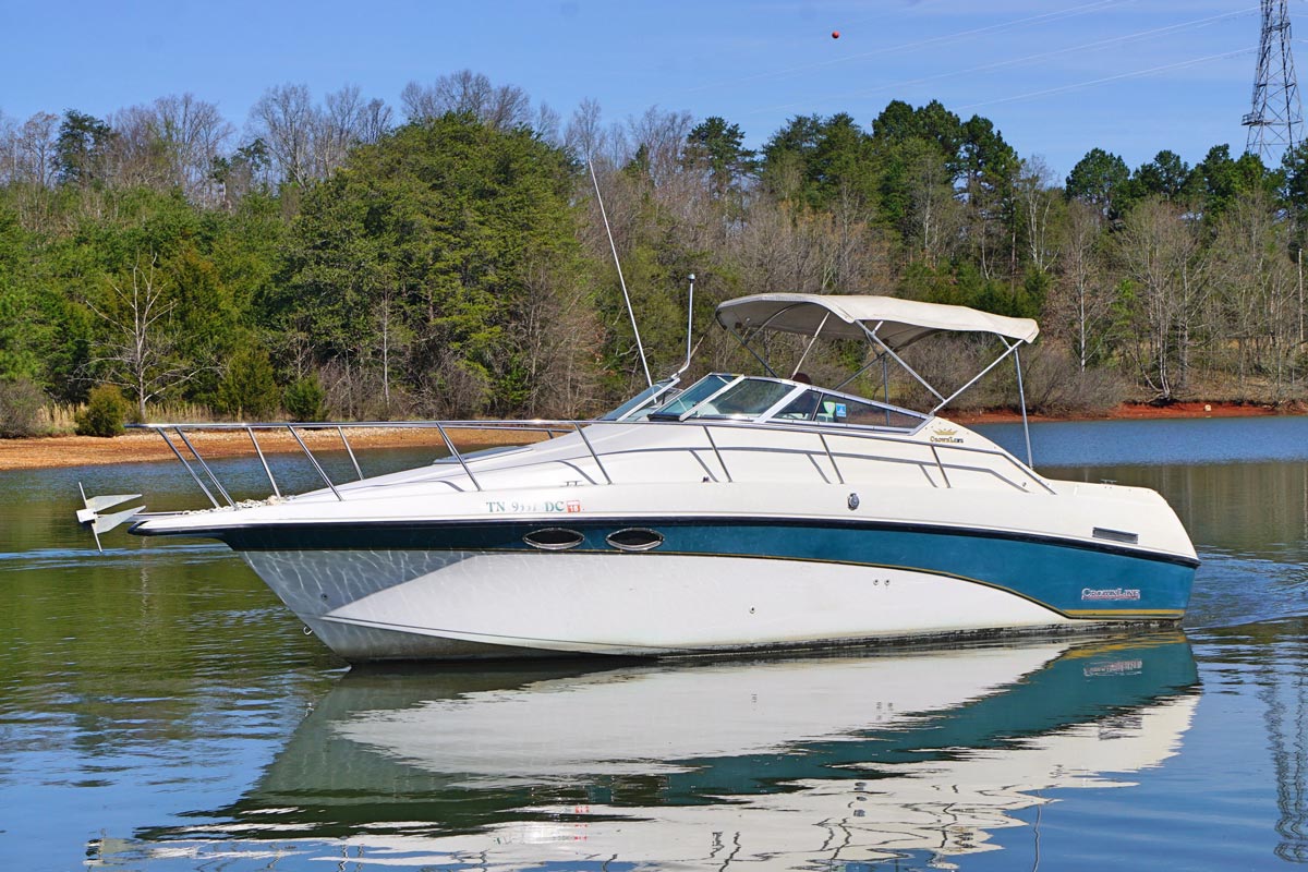Crownline 250 CR Harbortowne Marine Full Service Marine Brokerage