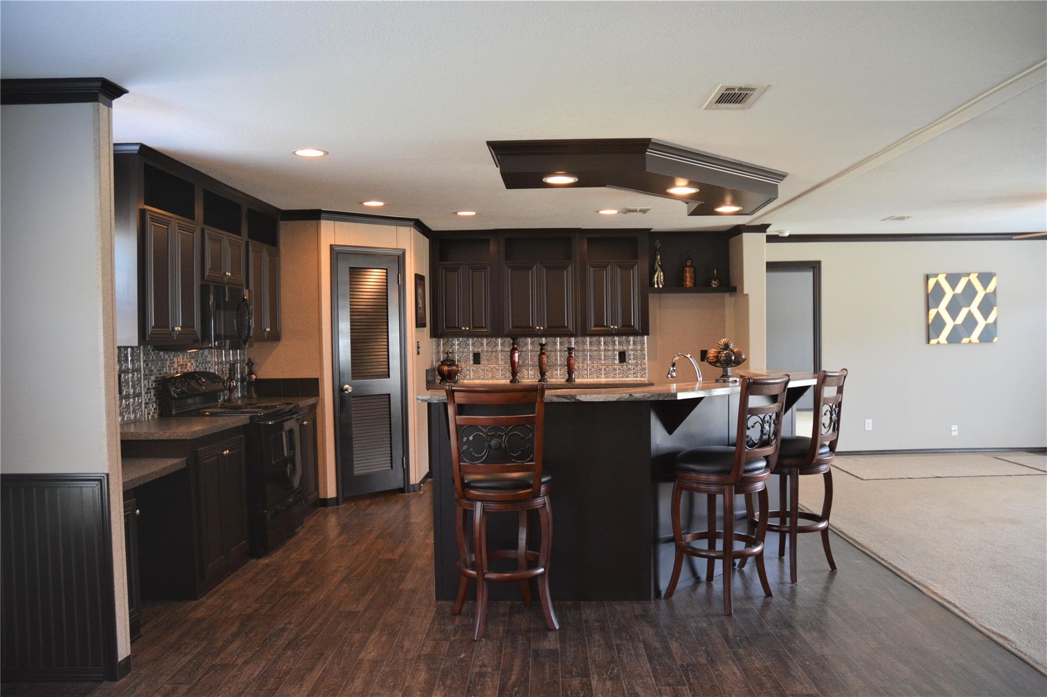 Land and Country Homes