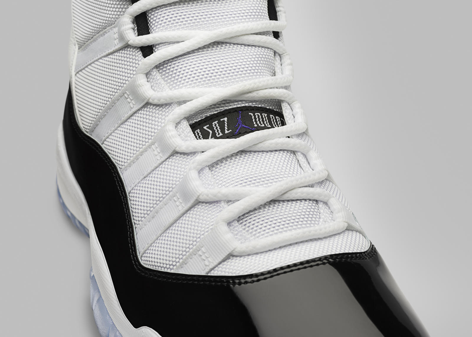 Air Jordan XI 3