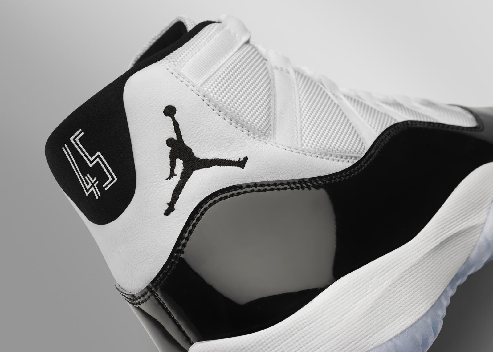 Air Jordan XI 1