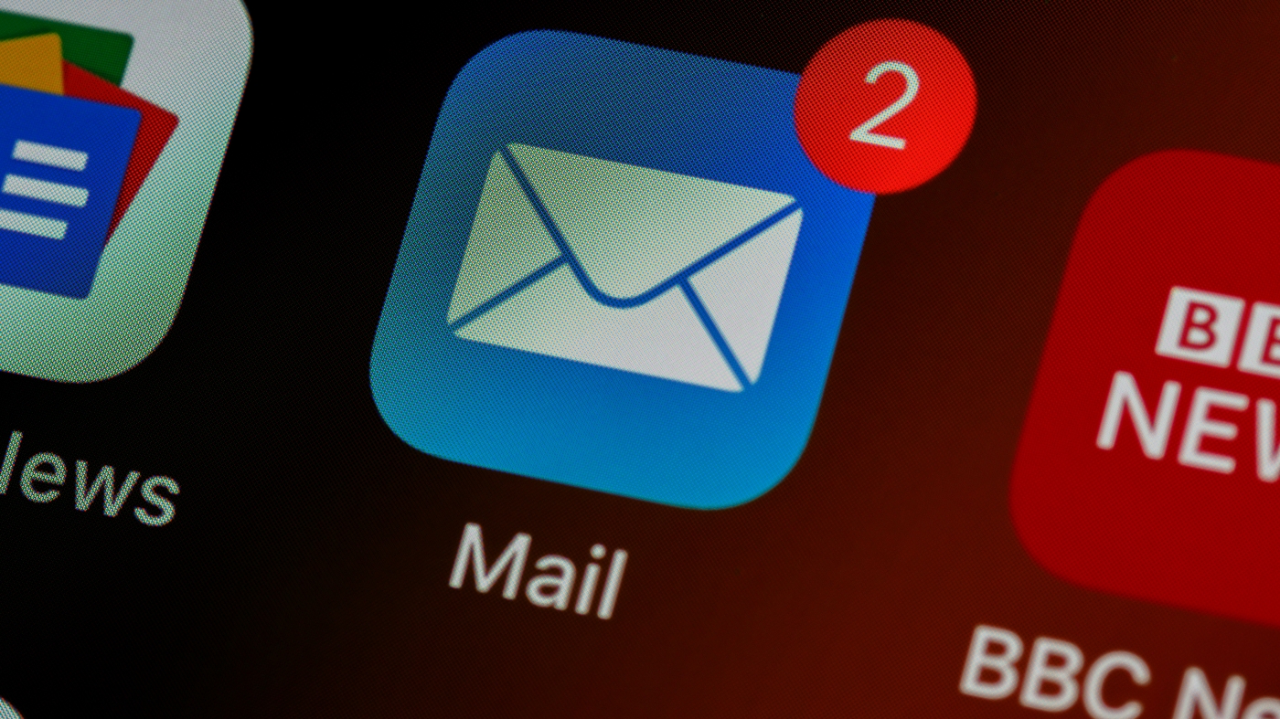 Mail app on phone