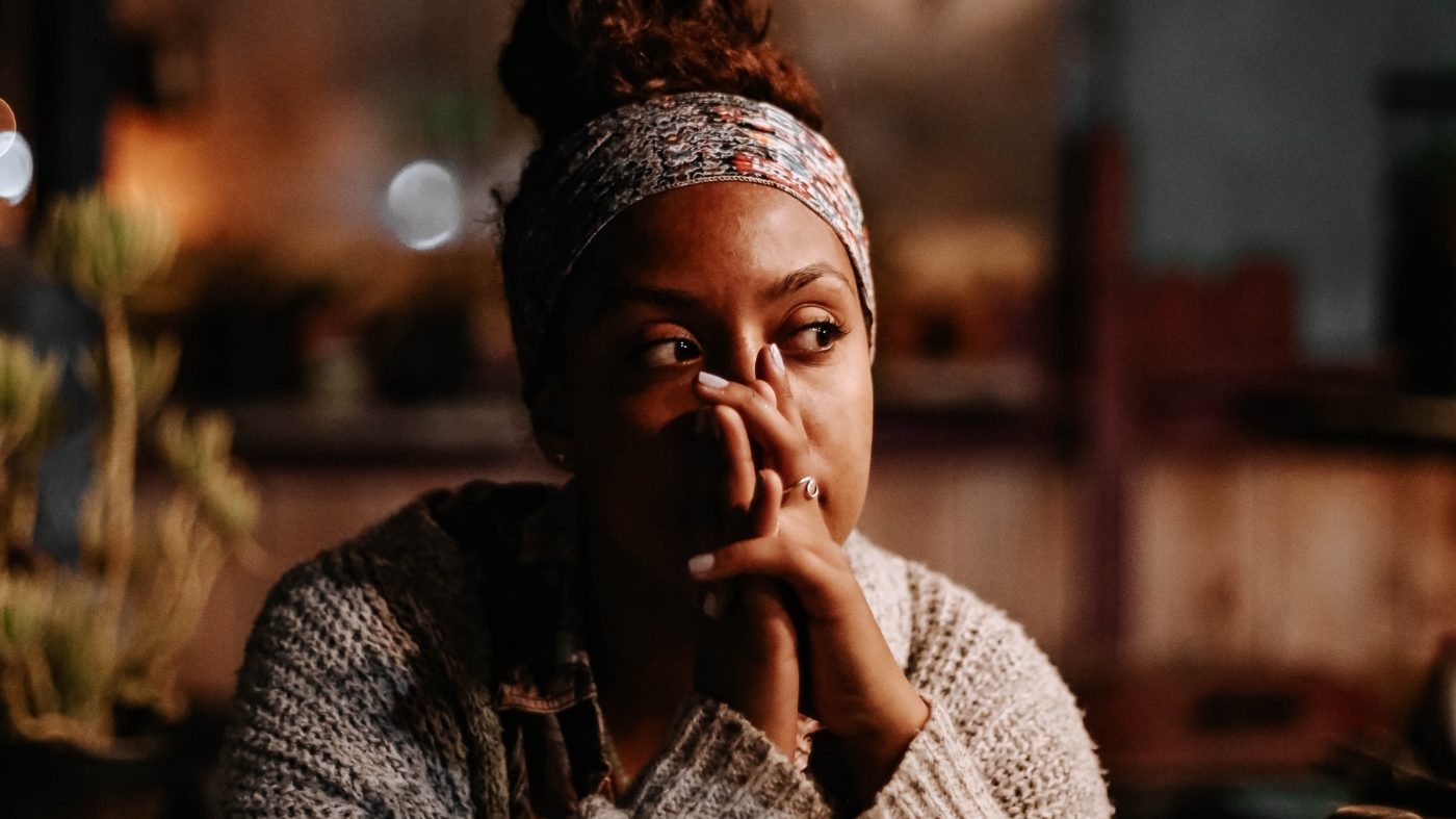 Woman reseting her leadership mindset