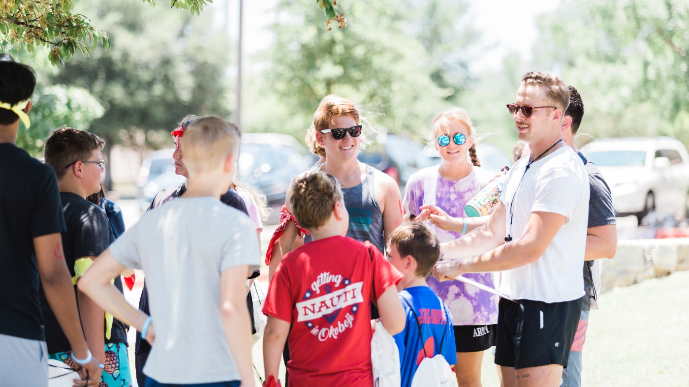 Kids volunteer group