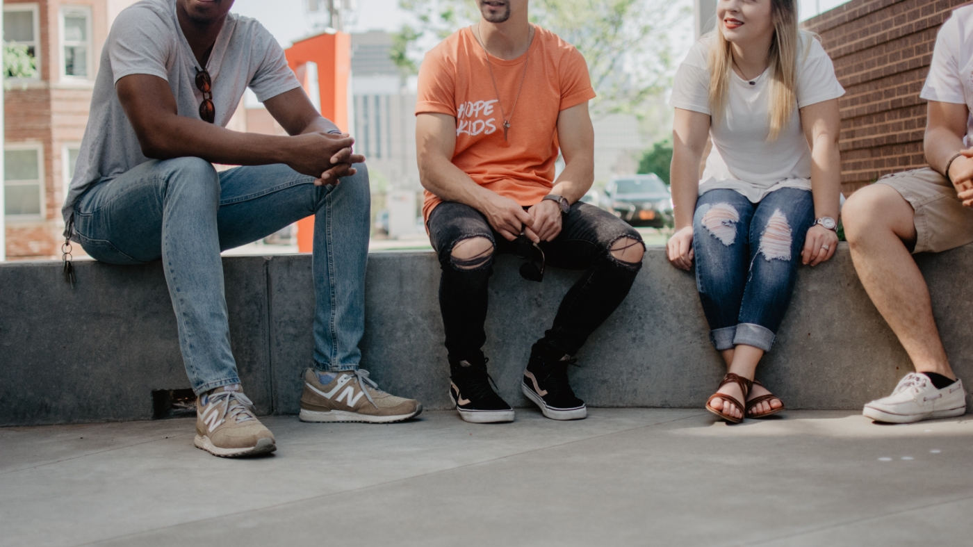 Small group circle