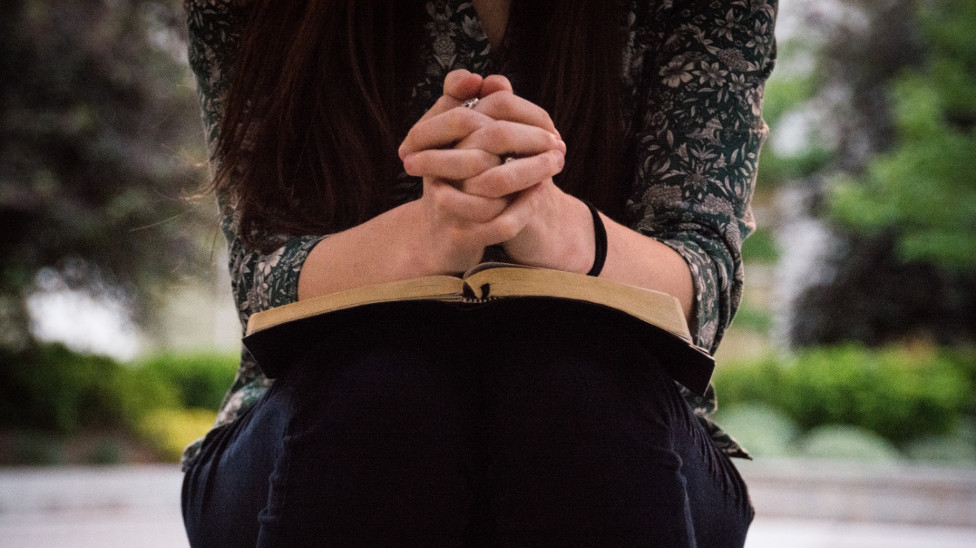 Teen praying