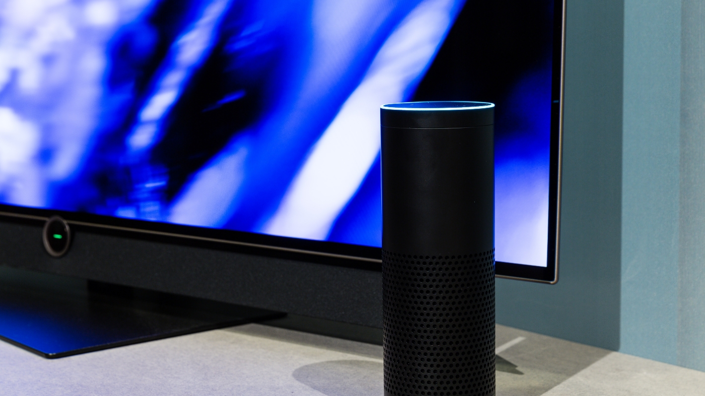 Cloud digital signage paired with tv
