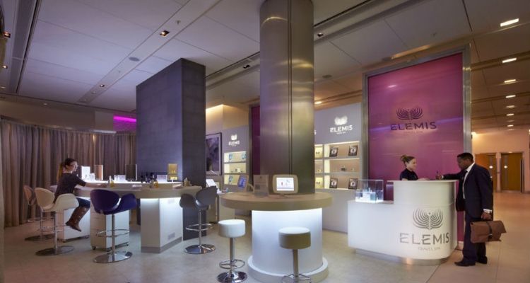 As well as great food, The Virgin Clubhouse has a wide selection of beer, wines, spirits and award-winning cocktails. The Clubhouse as a whole is fantastic, but it really excels with its food, drink and dining options. 29