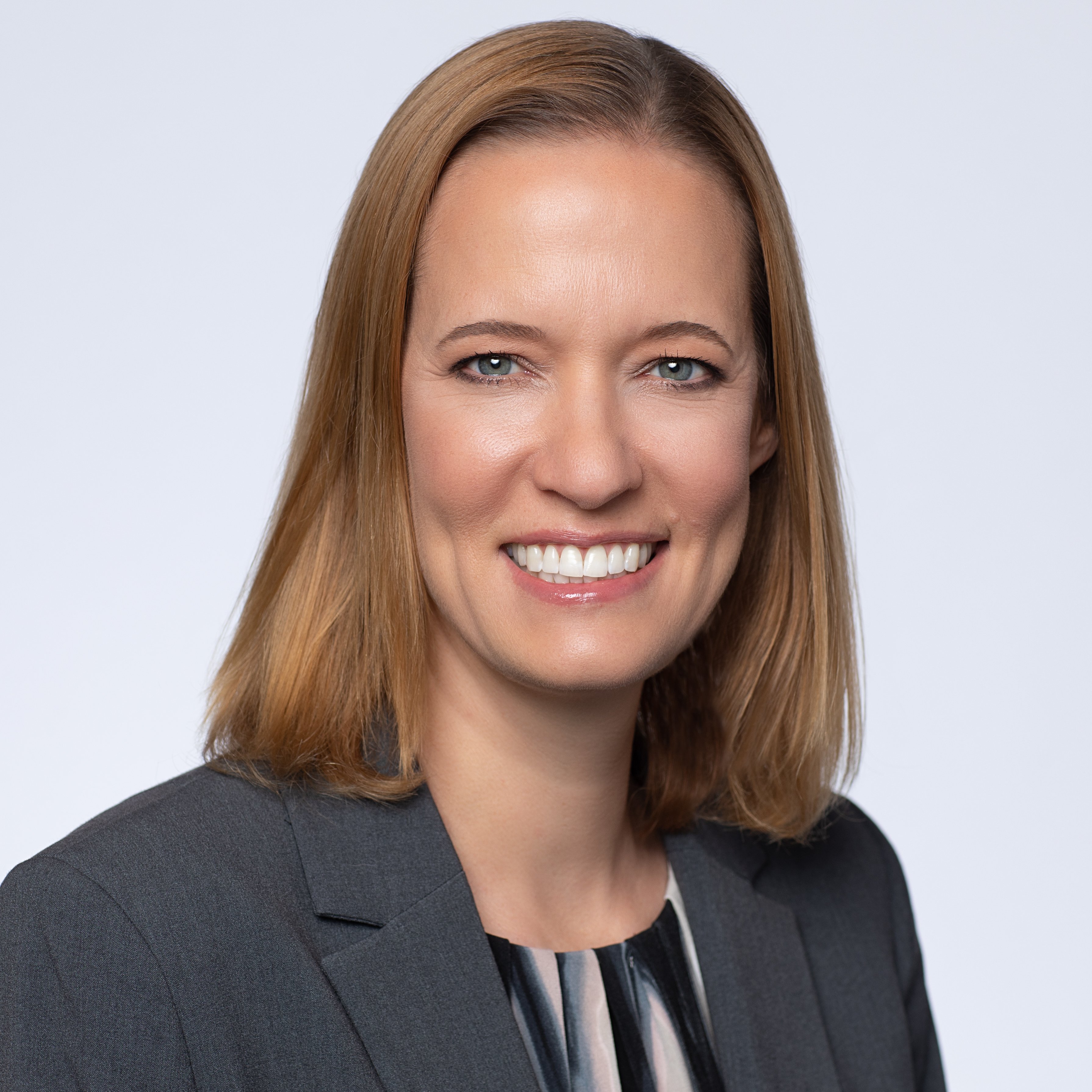 Deborah Pascoe Headshot