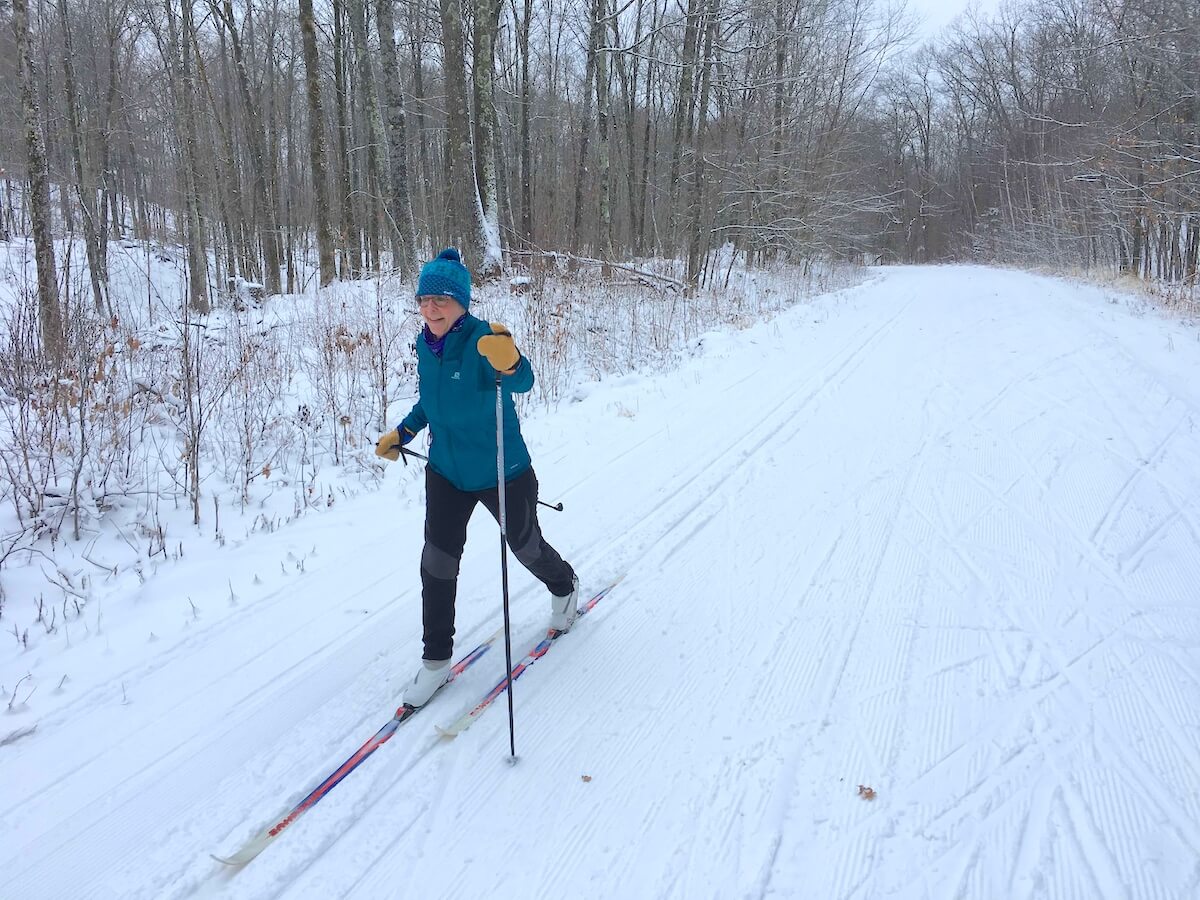 Classical skiing on the 'Gravel Road' on the East Side of the Blue Hills Trail