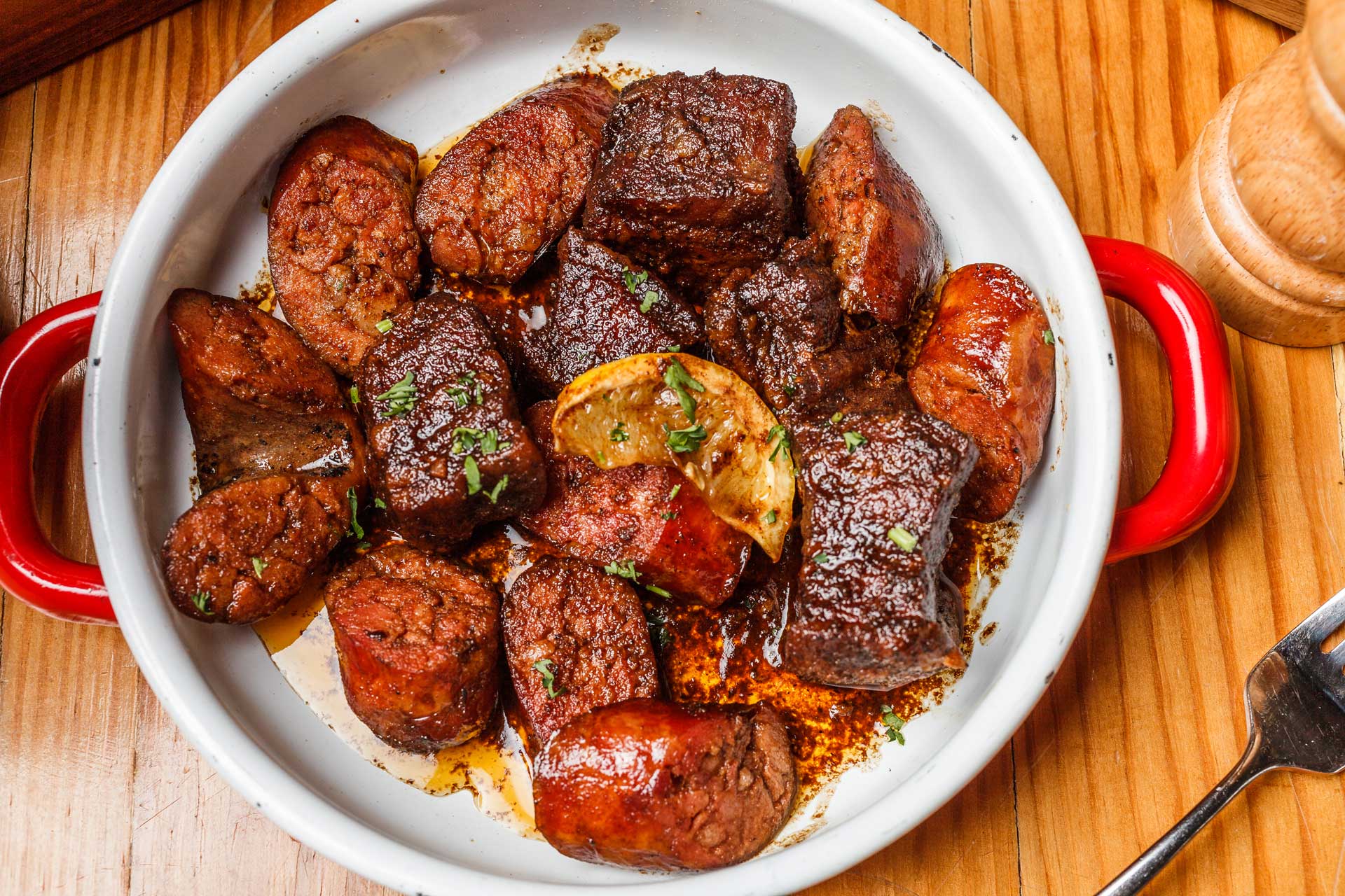 Salty Joe’s BBQ Live Music & Barbecue