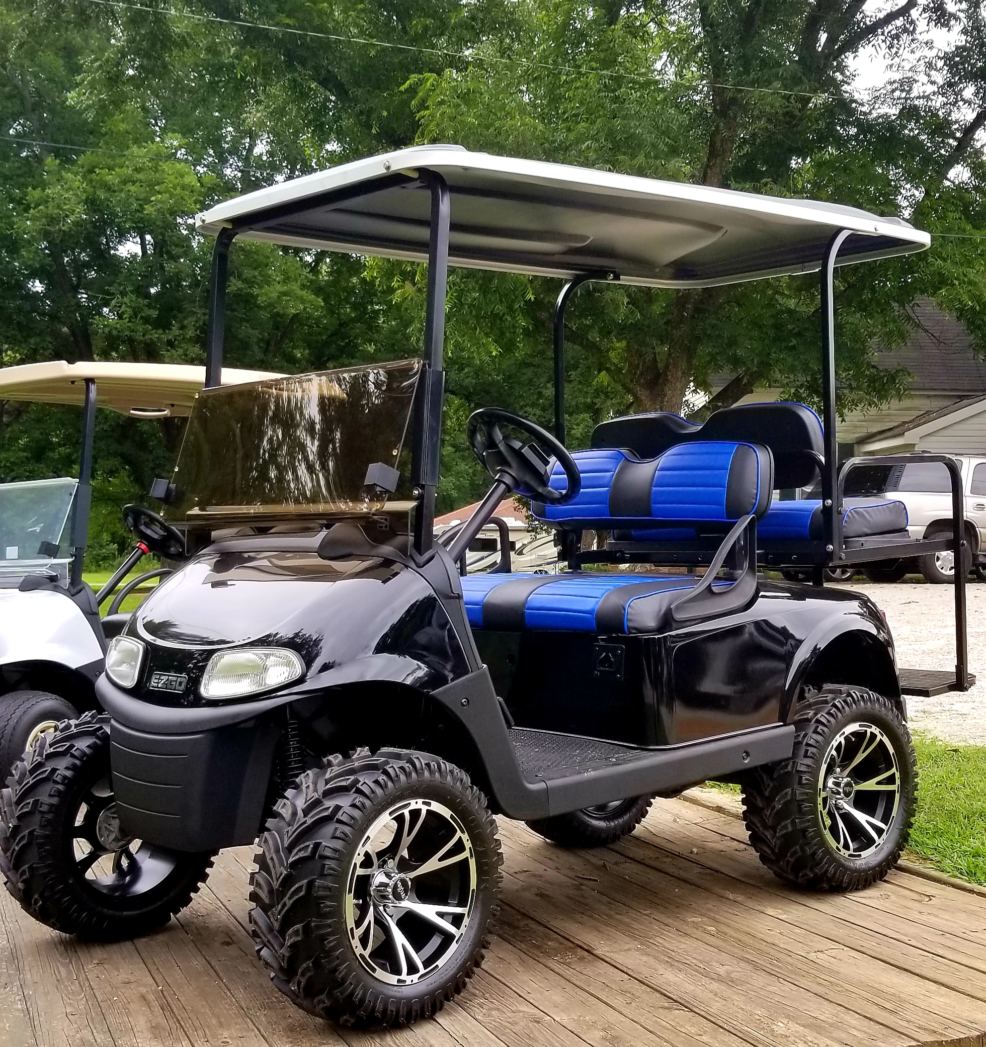 EZGO BLACK WITH TWO TONE SEATS