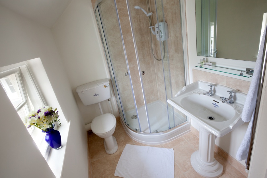 Fairways West Family Shower Room