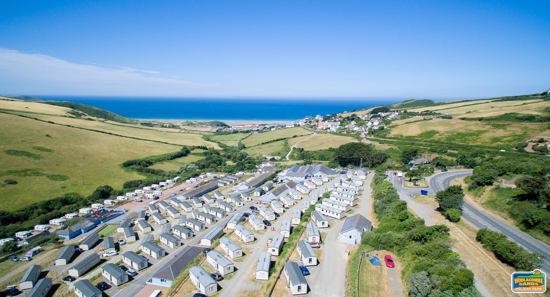 Holiday Cottages, Hotels, B&B's and Camping in