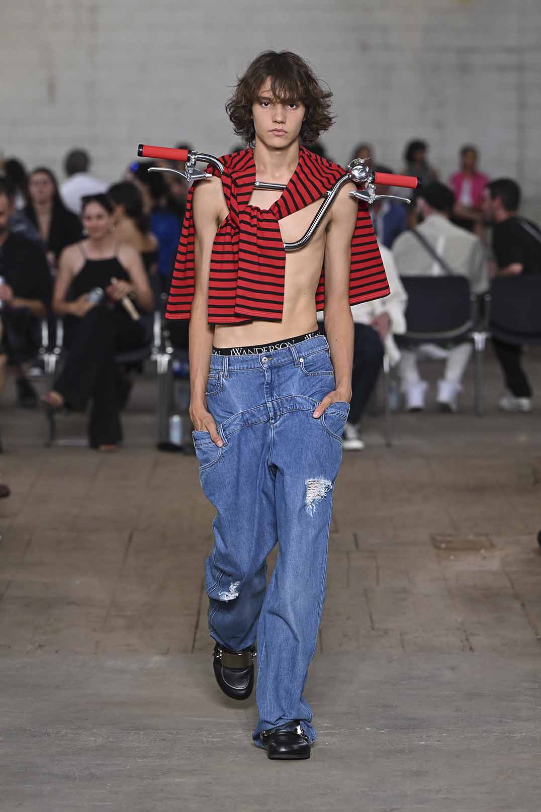 JW Anderson Men's SS23 and Resort 23 Collection Reveal. Look 01