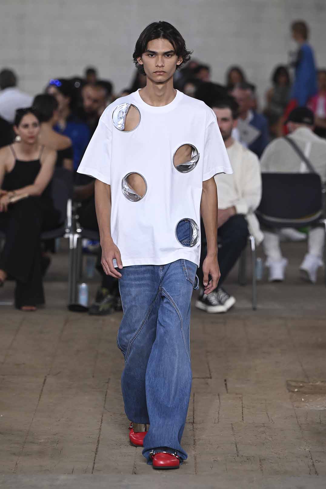 JW Anderson Men's SS23 and Resort 23 Collection Reveal. Look 03